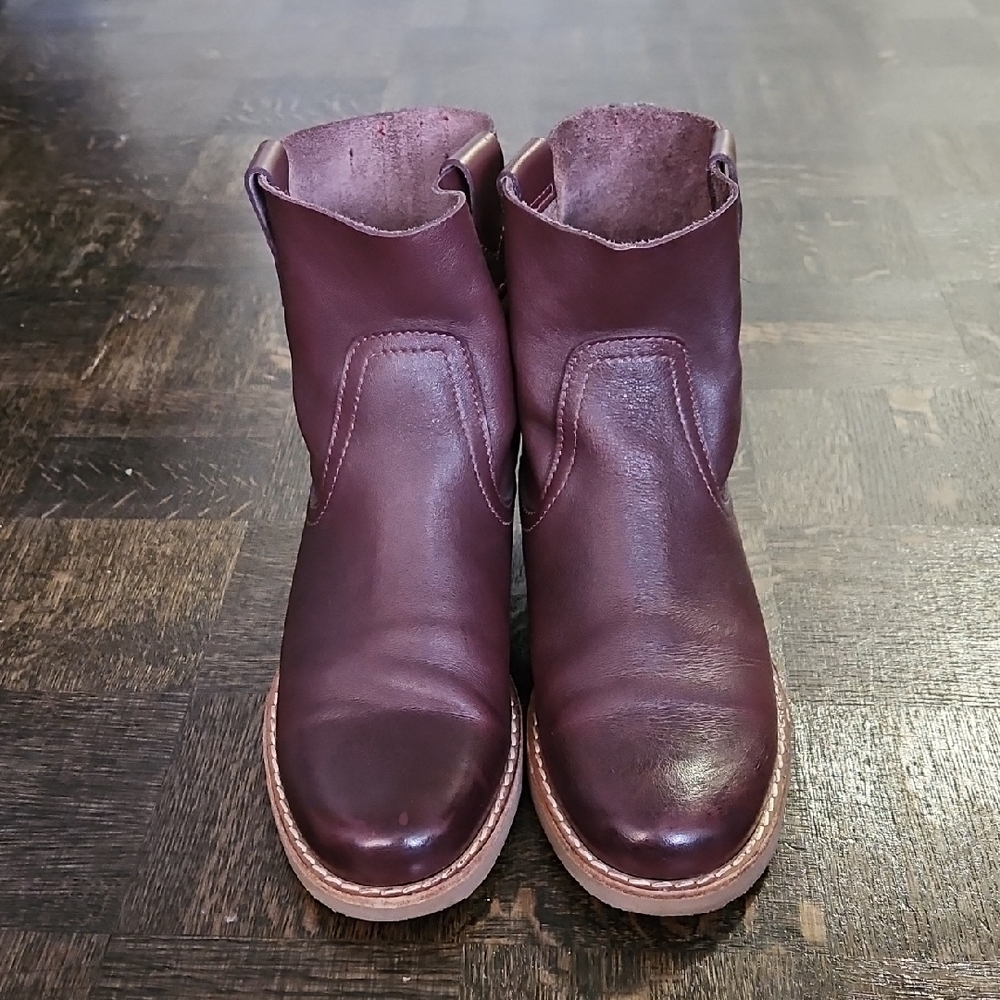 Roots Leather Boots - Picture 2 of 6